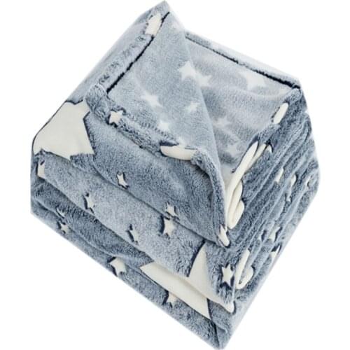 Magic Glow in the Dark Blanket Star Moon Luminous Blanket Super Soft Plush Night Fluorescent Blanket Christmas