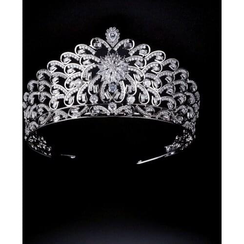Designer Elegant Cubic Zirconia Tiara Crystal Flower Queen Crown Bridal Hair Accessories for Birthday Pageant Prom Party