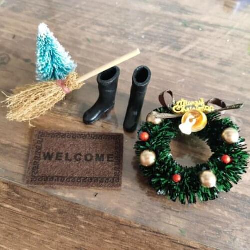 5pcs/set Dollhouse Christmas Boots Tree Wreath Pine Santa Claus Carpet Broom Doll House Decoration Accessories