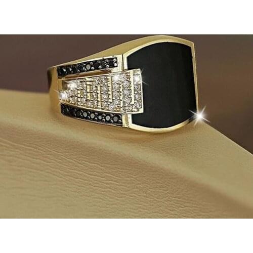 2021 New Black Crystal Retro Golden Silvery Color Ring Shinny Rhinestone Ring Vintage Punk Ring Jewelry Accessories Men Gift