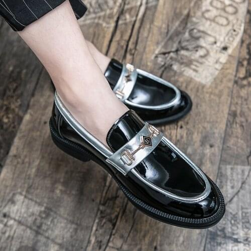 New mens shoes fashion leisure top layer cowhide stitching metal decoration comfortable versatile popular classic mens shoes44