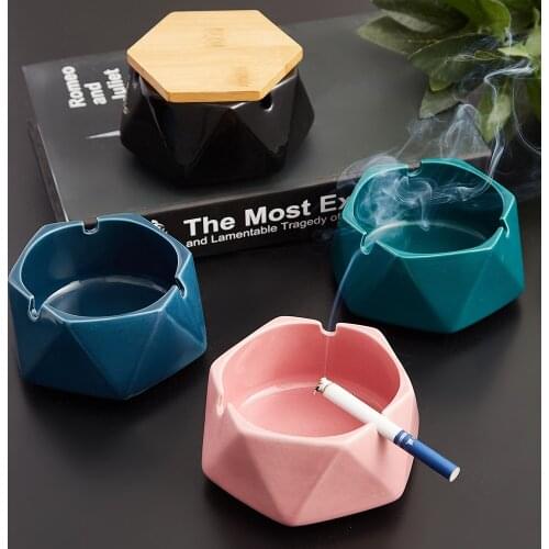 Nordic Ceramic Ashtray with Lid Polygon Cigar Ashtray Home Portable Ashtray Cigar Ashtray Home Decoration Gift for Boy Friend