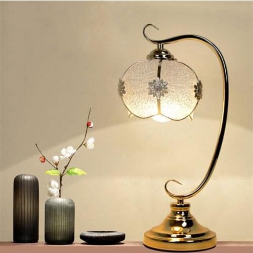 Modern Dimmer LED Table Lamp Creative Flower-Type Desk Lamp For Home Simple Bedroom Bedside Lamp for Table Night Lights LED Lamp