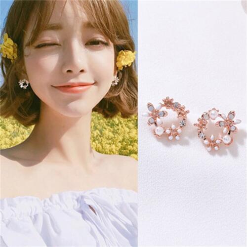 050021 Small fresh flower earrings garland earrings feminine simple wreath earrings petal earrings