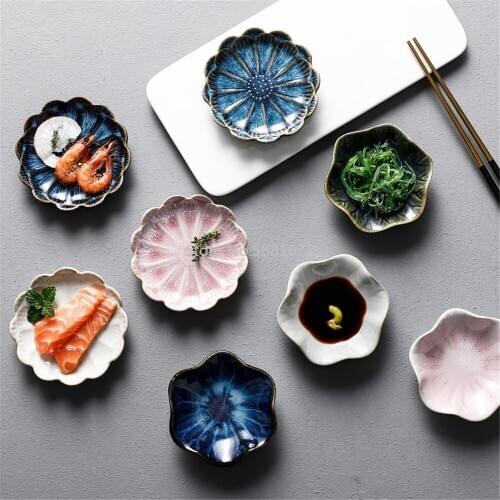 Creative Sauce Dish Japanese Ceramic Flower Plate Seasoning Soy Sauce Bowl Vinegar Ketchup Dishes Decoration Home Tableware 1pc