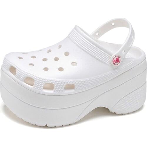 Summer Women Clogs Platform Shoes Garden Sandals Cartoon Fruit Slippers Slip On For Girl Beach Shoes Fashion Slides Women