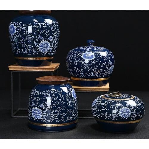 Modern Blue Flower Ceramic Tea Caddy Large-capacity Sealed Storage Jar Porcelain Wine Cabinet Desktop Decoration Jar Home Decor