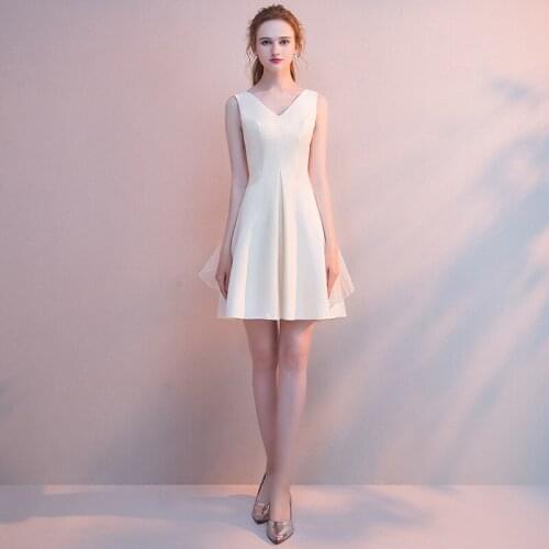 A-Line V-Neck Above-Knee Black Polyester Lace Bowknot Evening Gown Sleeveless Zipper-up Classic Party 2021 Short Dresses