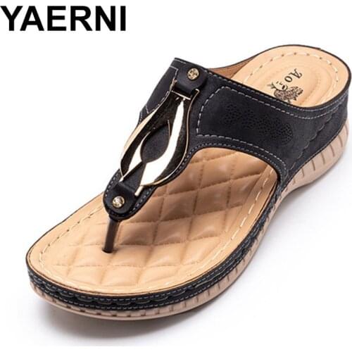 YAERNI 2021New Slippers Women Wedge Metal Buckle Flip Flops Outside Wear Fashion Soft Bottom Breathable Woman Summer Shoes