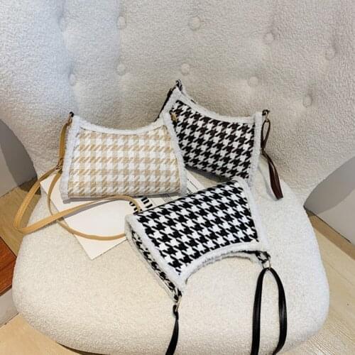 Women Handbag Autumn Winter Fashion Woolen Acrylic Chain Underarm Shoulder Bags Popular Simple Female Daily Bag