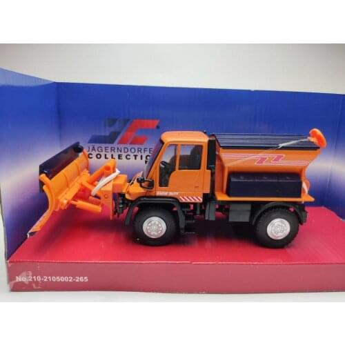 Diecast 1/40 Scale Snow Sweeper Model Alloy Plastic Snow Shovel Engineering Vehicle Model Boy Toy Vehicle Collection Souvenir