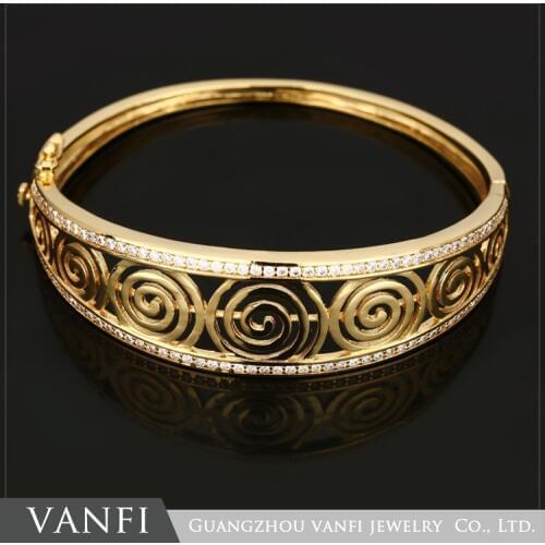Luxury Fashion Womens Punk Style Gold Color Charm Hollow Cuff Bangle Bracelet Women Jewelry