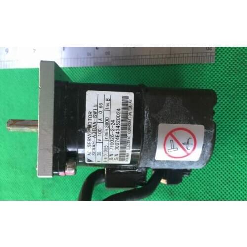 SGMAH-A3BAA-SW11 100v 30w USED one , Servo Motor , Good Working
