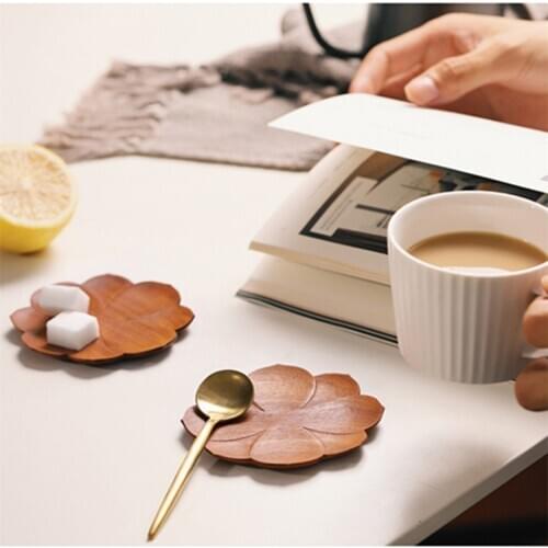 Japanese Red Sandalwood Cup Mat New Creative Wooden Coffee Mat Beautiful Thermal Insulation Mahogany Cup Holder Tea Cup Mat