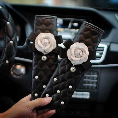 Creative Leather Pearl Camellia Flower Car Seat Belt Cover Shoulder Pads Car Shifter Hand Brake Covers Auto Interior Accessories