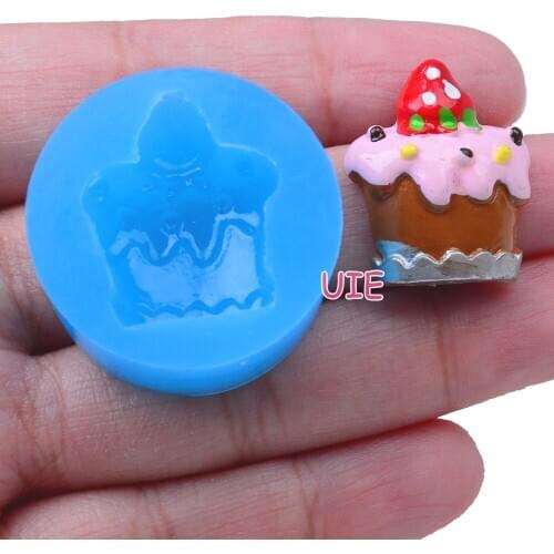 GYL234U 20.0mm x 23.5mm Strawberry Cake Silicone Mold Fondant Cake Decoration Candy Resin Clay Earrings Necklace Craft Soap