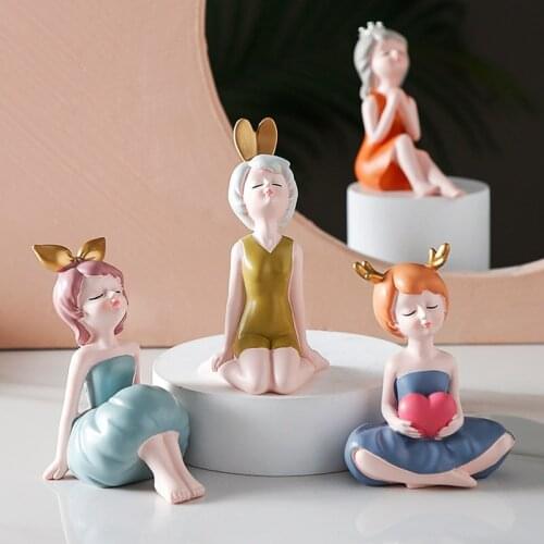 Cute Girl Statue Sculpture Modern Decoration For Home Living Room Office Desktop Ornaments Decoration Accessories Classmate Gift