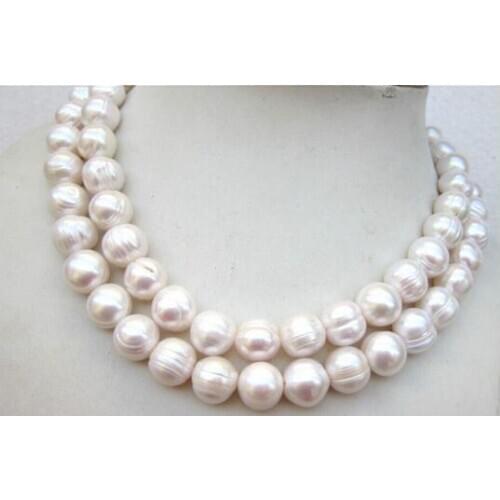 Welcome to my shop!!! no jewelry box it is High quality cheap Price welcome to my store! I am a businessmen