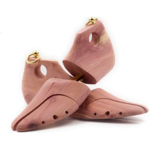1 Pair Red Cedar Wood Adjustable Shoe Shaper Mens Shoe Tree Stretcher Support For Men Boot Expander Device