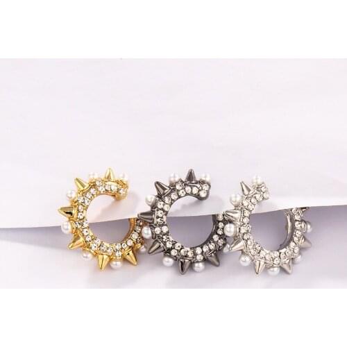 Rock Spike Rivets Ear Clip on Earring for Women Imitation Pearl Cartilage Ear Cuff Earclip Stackable Bijoux Fashion Jewlery
