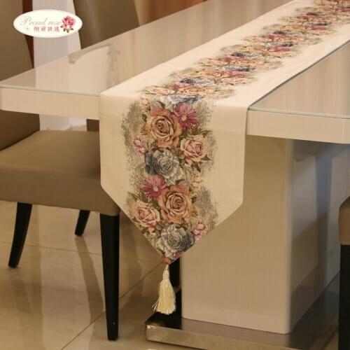 Lisa Jane European high precision table runner American European-style dining table, coffee table, bed end towel soft fabric