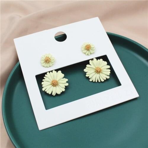 New Arrival Sweet Double Daisy Drop Earring For Women Fashion Charming Alloy Flower Earrings Jewelry Party Gift Dancing