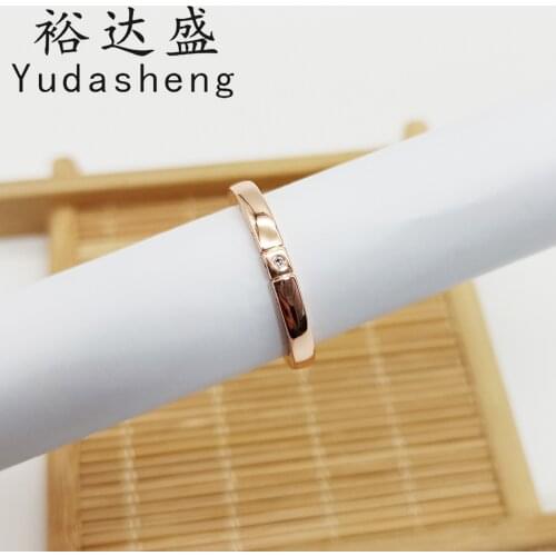 2021 Autumn Rose Peach Heart Ring with Flat Profile Design Sharp Edges and Corners Polished Outside Smooth Luster