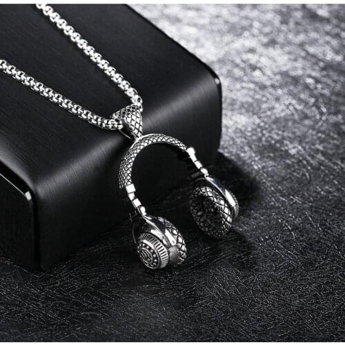 Men Women Pendant Headphone DJ Music Necklace Long Chain Hip Hop Rock Jewelry Punk Pendant Give A Couple A Gift