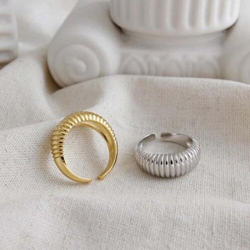 Chic Gold Silver Color Wave Whorl Circle Rings for Women Men Punk Goth Ring Engagement Party Fashion Jewelry