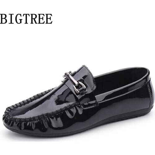 Loafer Shoes Men White Luxury Brand Driving Shoes Black Patent Leather Designer Shoes Men Fashion Zapatillas Hombre Casual 2020