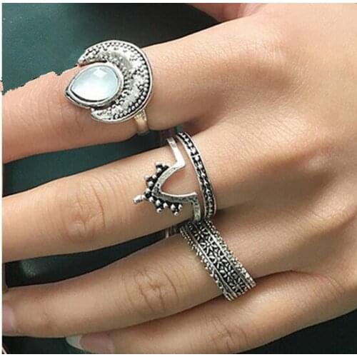 Rx035 European Trendy Vintage alloy opal Carved moon geometry Circle joint ring Womens Jewelry Accessories