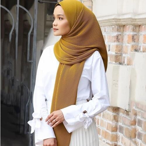 Women chiffon cotton solid muslim head scarf shawls and wraps female foulard crinkle cloud hijab