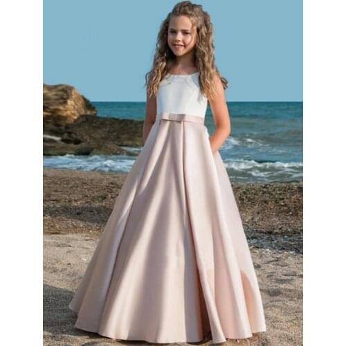 Flower Girls Dresses High Quality Lace Appliques Beading Ball Gowns Beading Floor Length Pageant First Communion Dresses