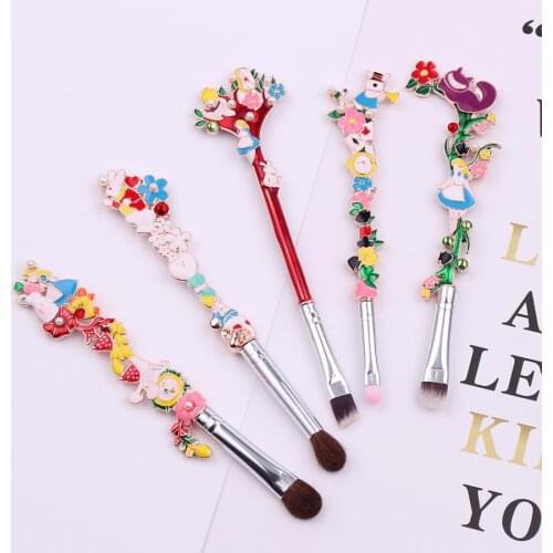 5 Pcs Makeup Brush Set Original Design Horsehair Eye Shadow Brush Eyebrow Brush Lip Brush Anime Surrounding Girl Gift