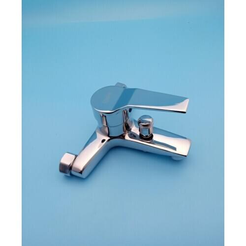 Hot and Cold Mixing Faucet Zinc Alloy Bathtub Faucet