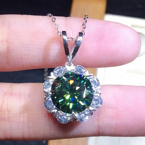 Chic Flower Pendant Necklaces Choker for Women Crystal Zircon Diamonds Gemstones White Gold Color Fine Fashion Jewelry Gifts New