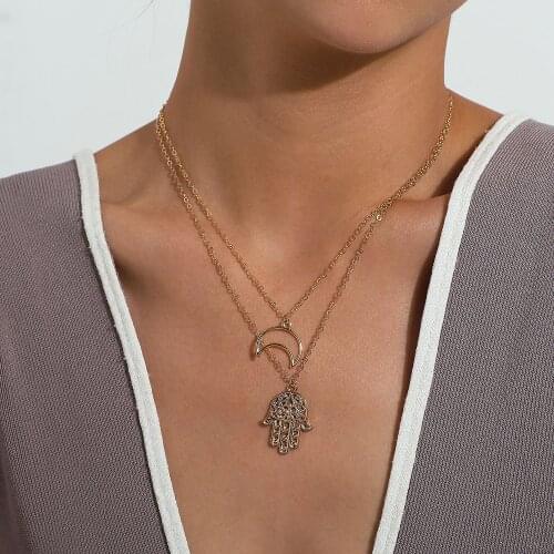 Fashion Double Layer Hollow Moon and Hand Necklace Pendant For Women Creative Personality Adjustable Choker Necklace Jewelry
