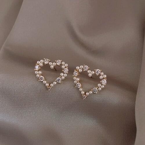 2021 South Korea Small Fresh Sweet Cute Heart Crystal Stud Earrings Temperament Geometric Round Pearl Zircon Earrings Party