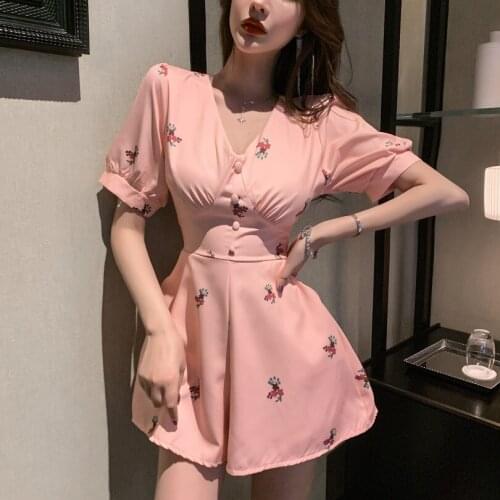 Korean Version New Summer Jumpsuit V-Neck Puff Sleeves Folds Slim Slimming Floral Wide-leg Shorts