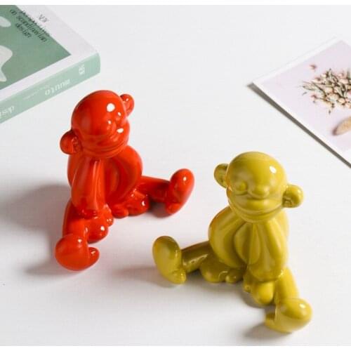 Creative Abstract Monkey Model Room Fashion Modern Nordic Minimalist Home Decoration Cute Balloon Ceramic Decoration Soft Outfit