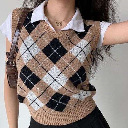 Women Knitted Tank Top 2021 Spring England Style Vintage Argyle Plaid V Neck Sleeveless Pullover Casual Sweater Vest T590