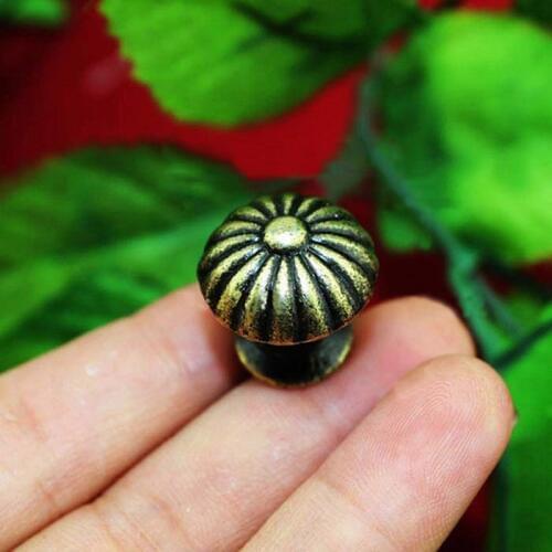 10pcs vintage style 18*17MM mini dresser drawer pulls handles Antique Wooden box Dressing Box Jewelry boxes Small knobs