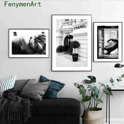 Fashion Vogue Posters Prints Trendy Perfume Shoes Pictures Modern Art Makeup Canvas Paintings for Girl Room Decor Coco Pictures