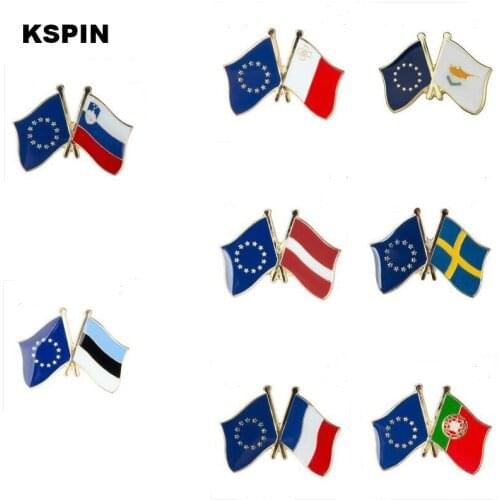 Badge Flag Eropean Union Friendship Pin Chapas Metalicas Decorativas Vinatage Brooches for Party Meeting