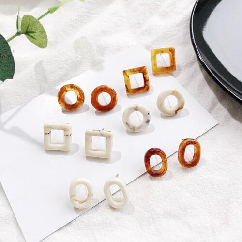 Summer Fashion Acetate Small Earrings Girls Simple and Cute Temperament Geometric Acrylic Earrings Elegant Women Jewelry