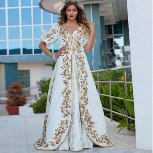 2021 Vestidos Formales Traditional Kosovo and Albanian Motifs Maroon Evening Dresses Long Sleeves Applique Prom Dress for women