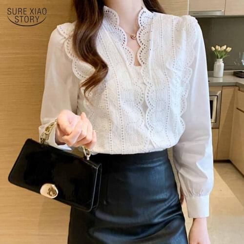 Noble Vintage Loose Women Long Sleeve Top Autumn French Hollow Out Blouse Women Fashion V-neck Flower Lace Stitching Shirt 16618