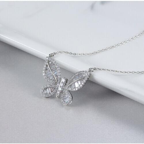 New White Zircon Butterfly Necklace For Women Simple Classic Charm Animal Pendant Necklaces Valentines Day Gift For Girlfriend