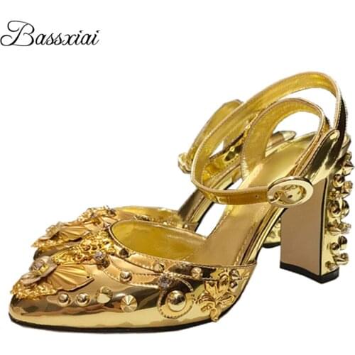 Luxury Rivet Rhinestone Banquet Shoes Woman Diamond High Heel Metal Decor Ankle Strap Round Toe Summer Sandals Women