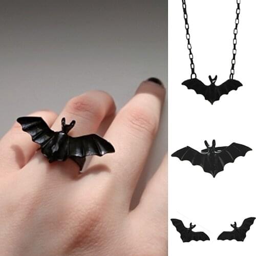 Gothic Black Bat Ring Fashion Flying Bat Metal Adjustable Women Jewelry Stylish Festival Cosplay Gift Accessories Halloween